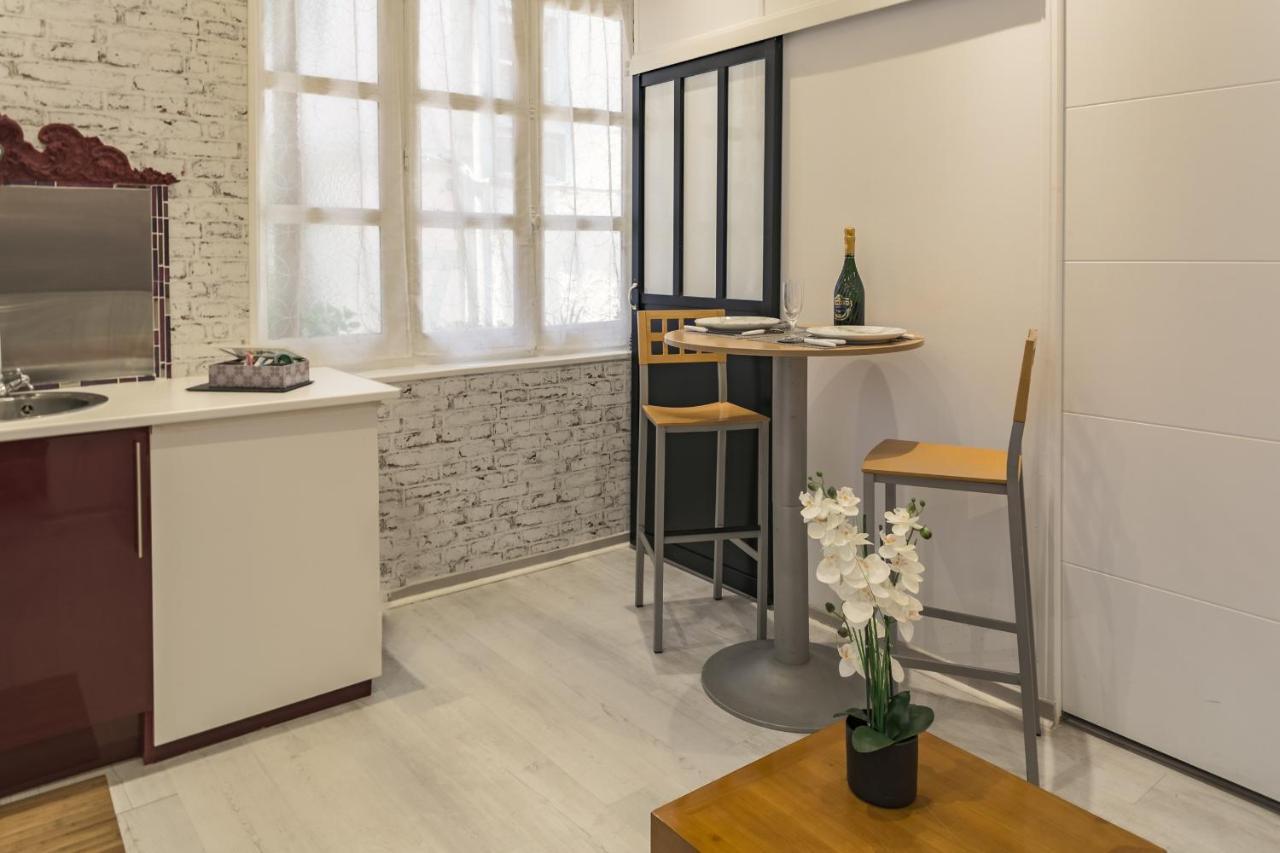Appartement Hypercentre - Coup de cœur - Patio à Troyes Extérieur photo